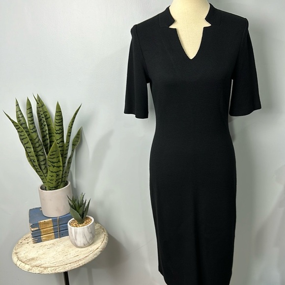 NWT St John Caviar Piqu Milano Knit Dress Size 6 -  threedaughtersproperties.com